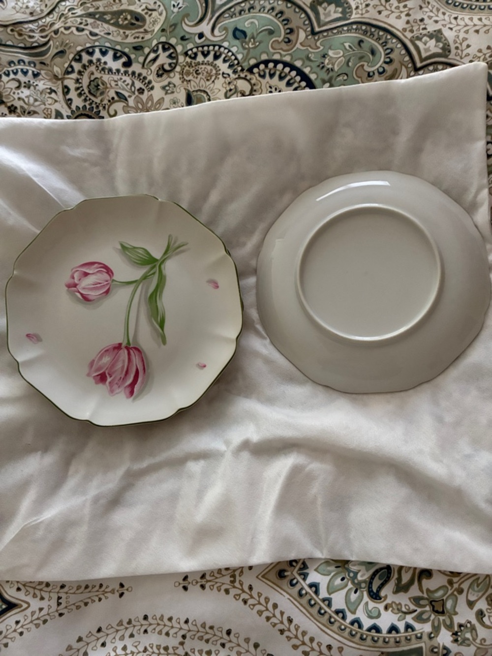 Horchow White Porcelain Salad Plate with Pink Tulip Motif and Green Stems